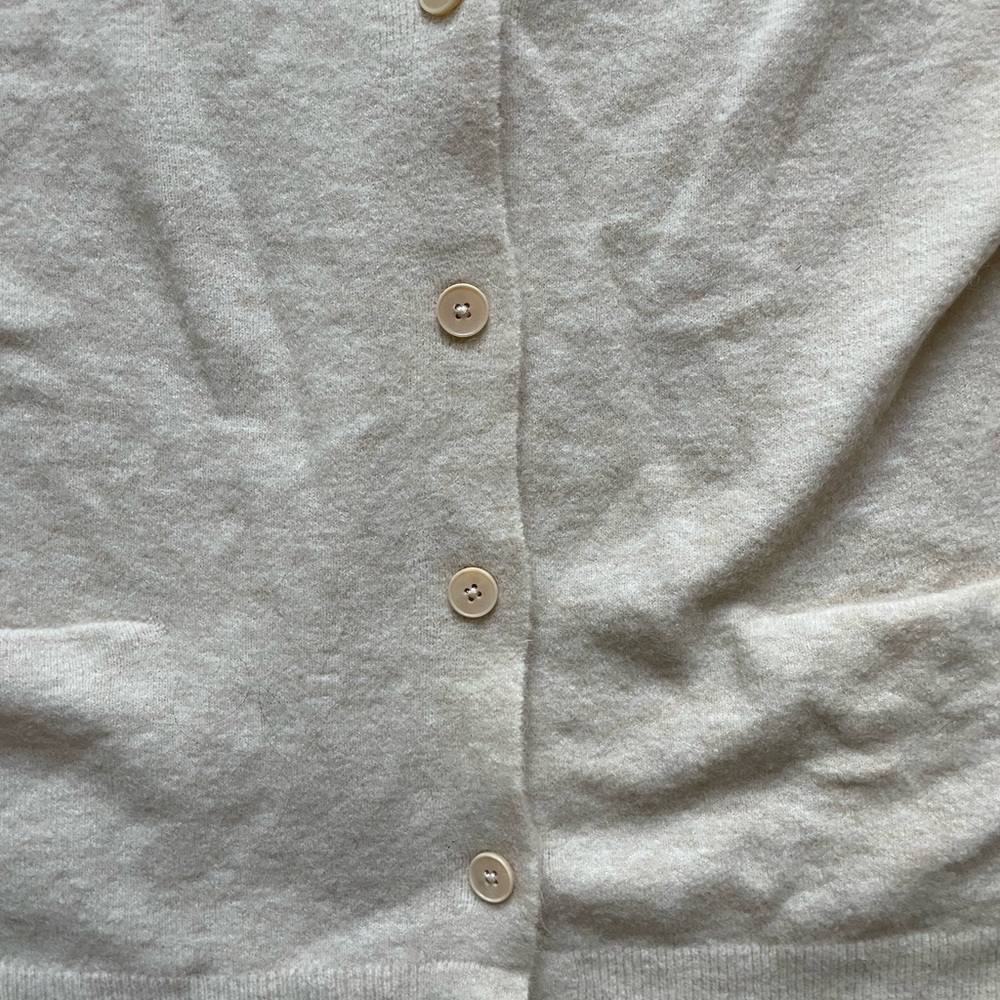 Wilfred Women’s Cardigan Size 3(L or XL) Cream Alpaca Knit Casual Office Neutral - Picture 4 of 9